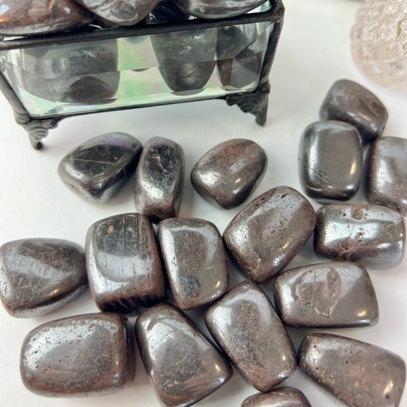 Tumbled Hematite Crystal, Crystal Tumble, Crystal, Minerals, Pocket Stone - Picture 5 of 8